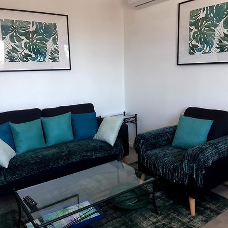 Joli Appartement, Piscine, Jacuzzi Sainte-Suzanne エクステリア 写真
