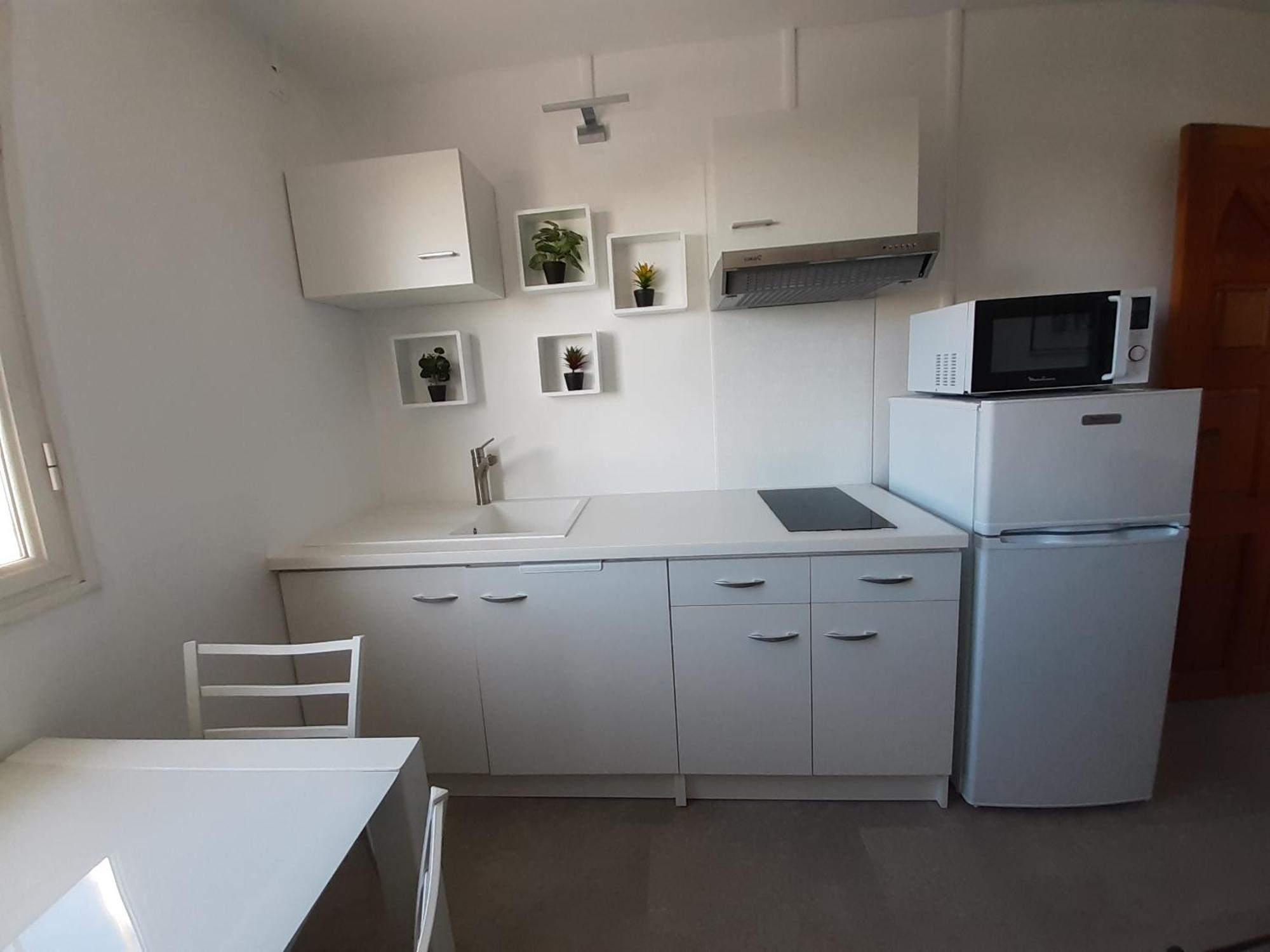 Joli Appartement, Piscine, Jacuzzi Sainte-Suzanne エクステリア 写真